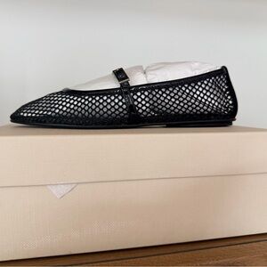 Elegant Black Mesh Women's Loafers